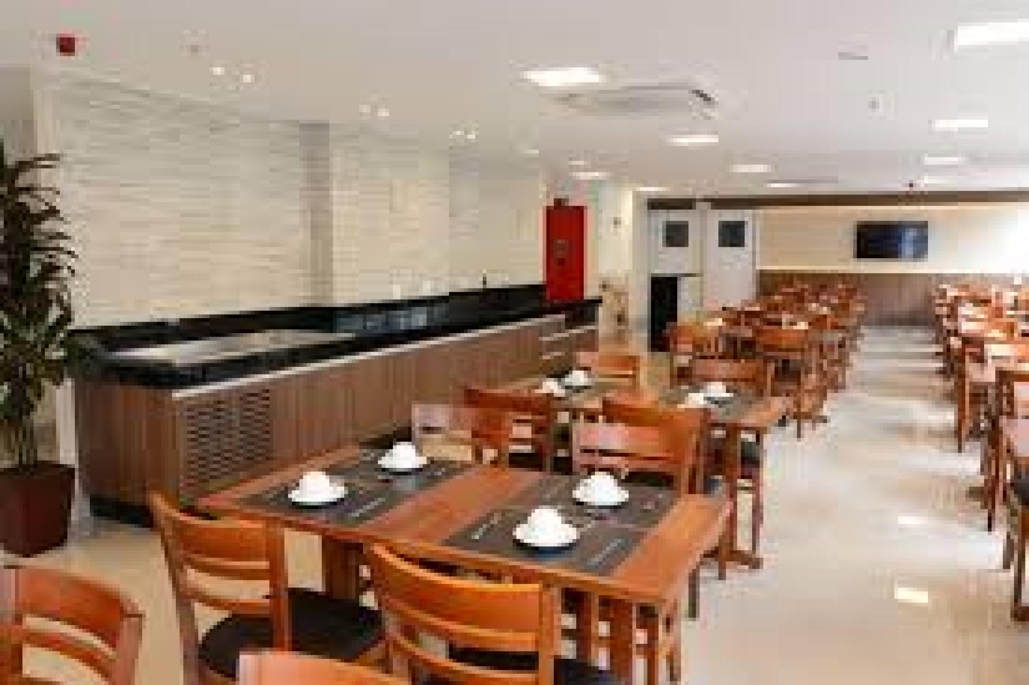 Tulip Inn Vila Velha Vila Velha  Exterior photo